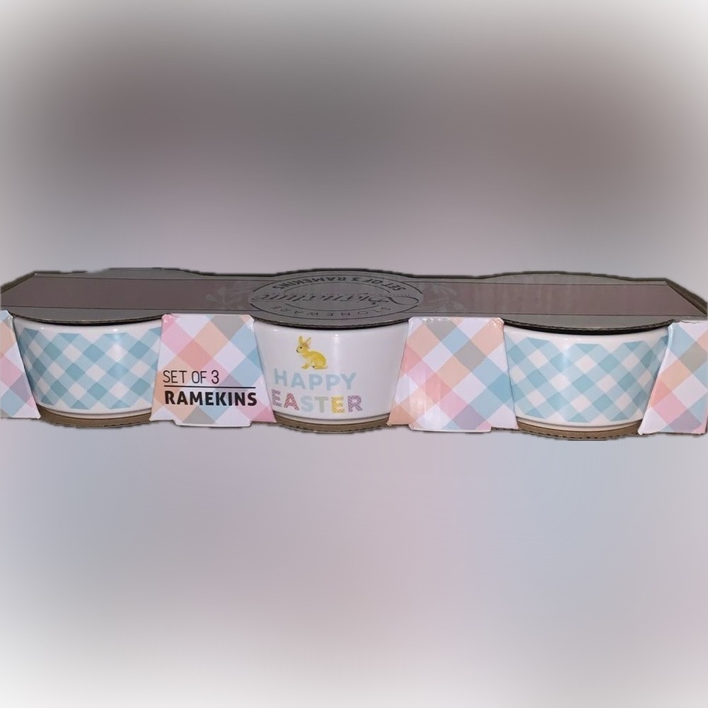 NWT Vintage Set of Three Easter Ramekins Set